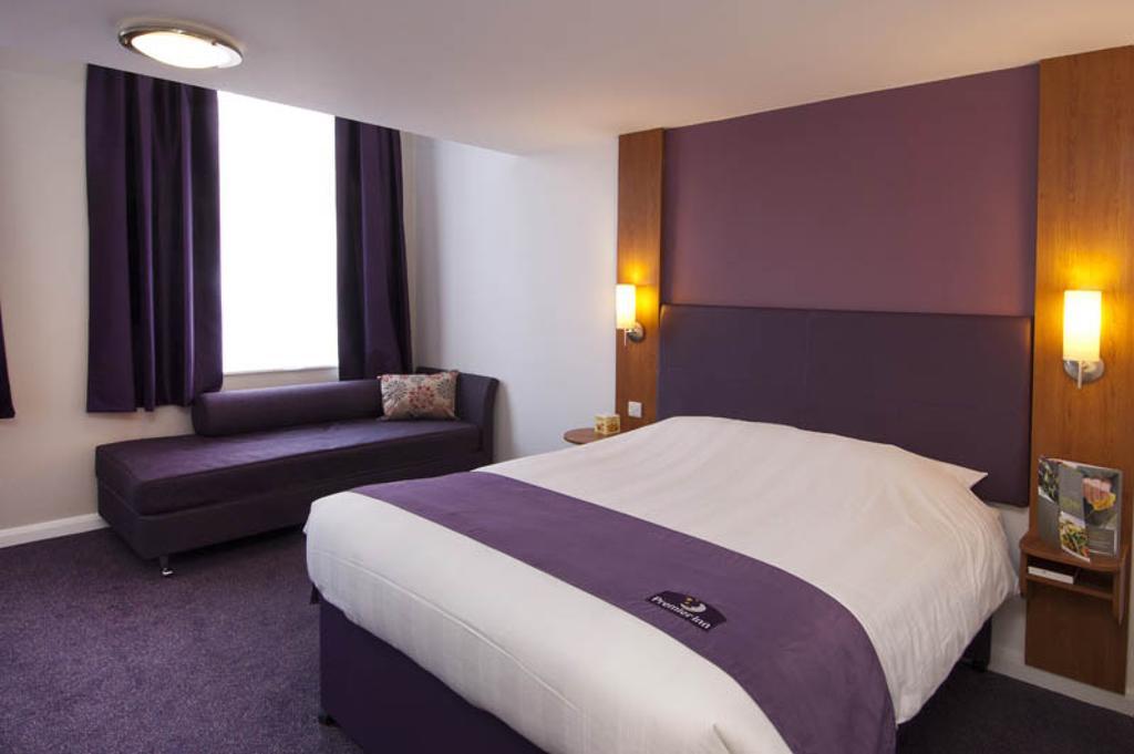 Premier Inn London St.Pancras Room photo